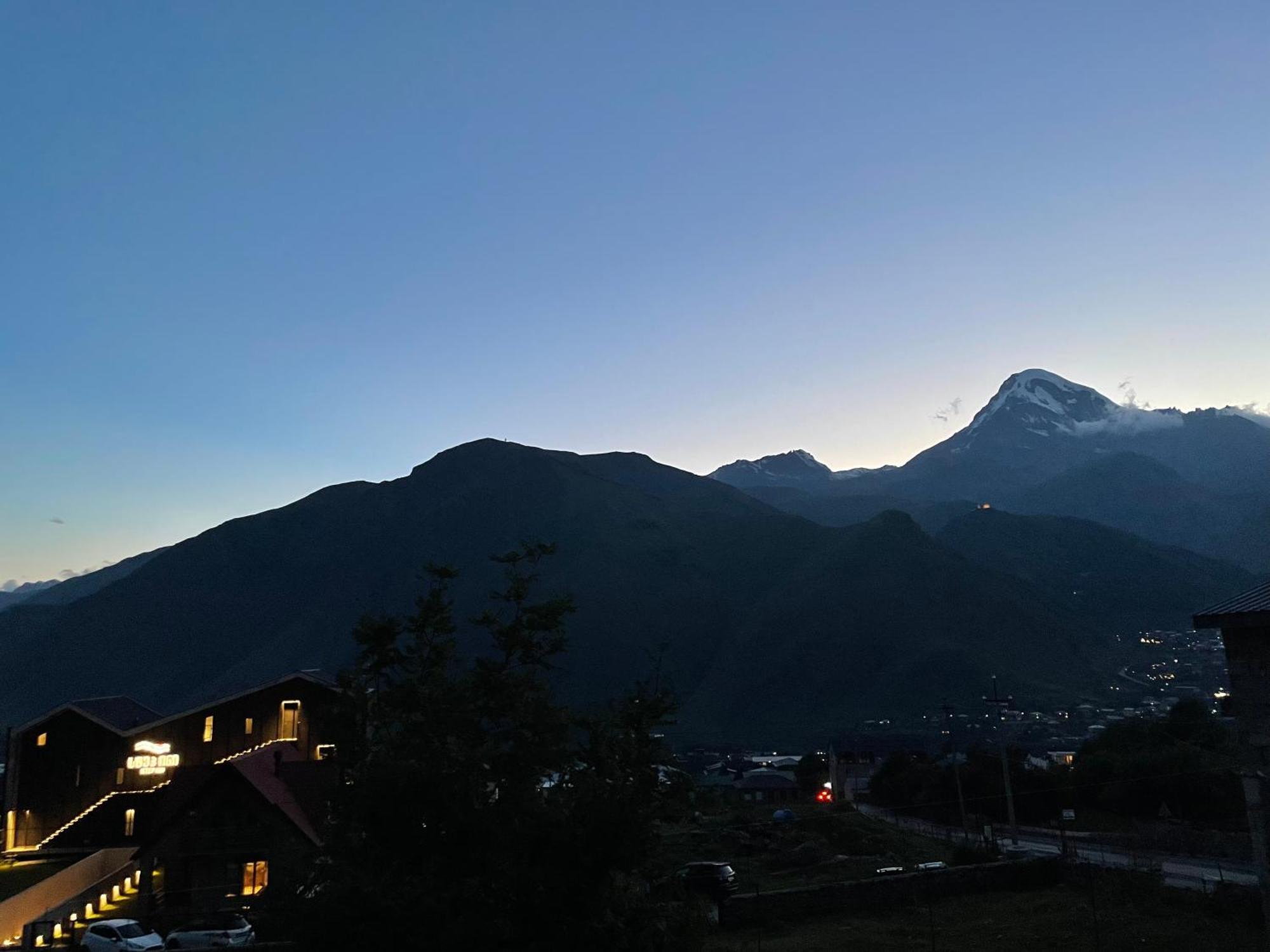 Hotel Jamarjeti à Kazbegi Extérieur photo