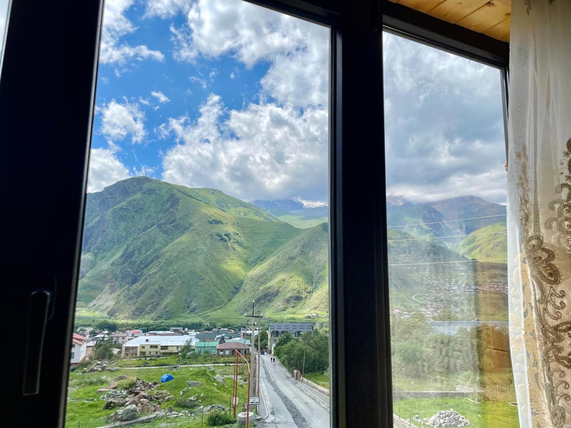 Hotel Jamarjeti à Kazbegi Extérieur photo